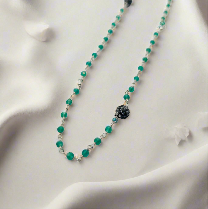 Green beads necklace in 925 silver