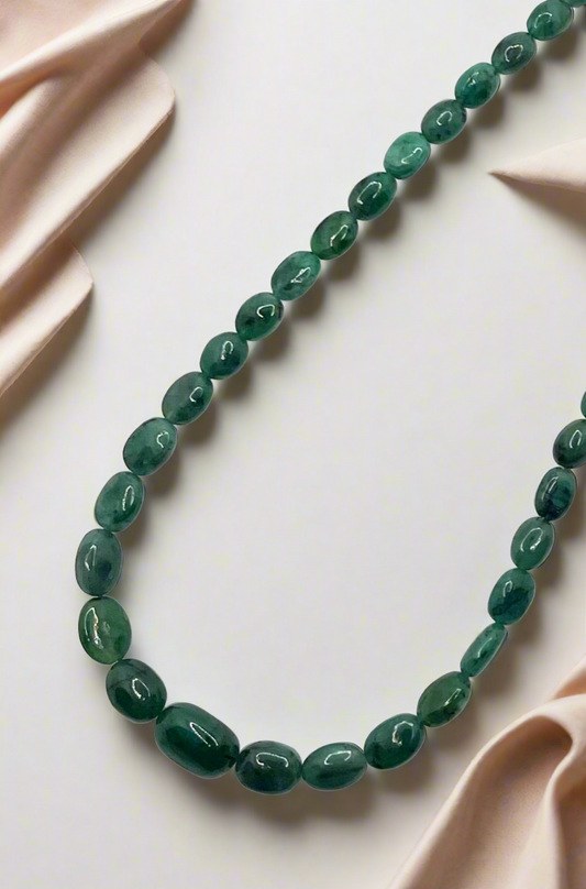 Emerald Smooth Oval Necklace