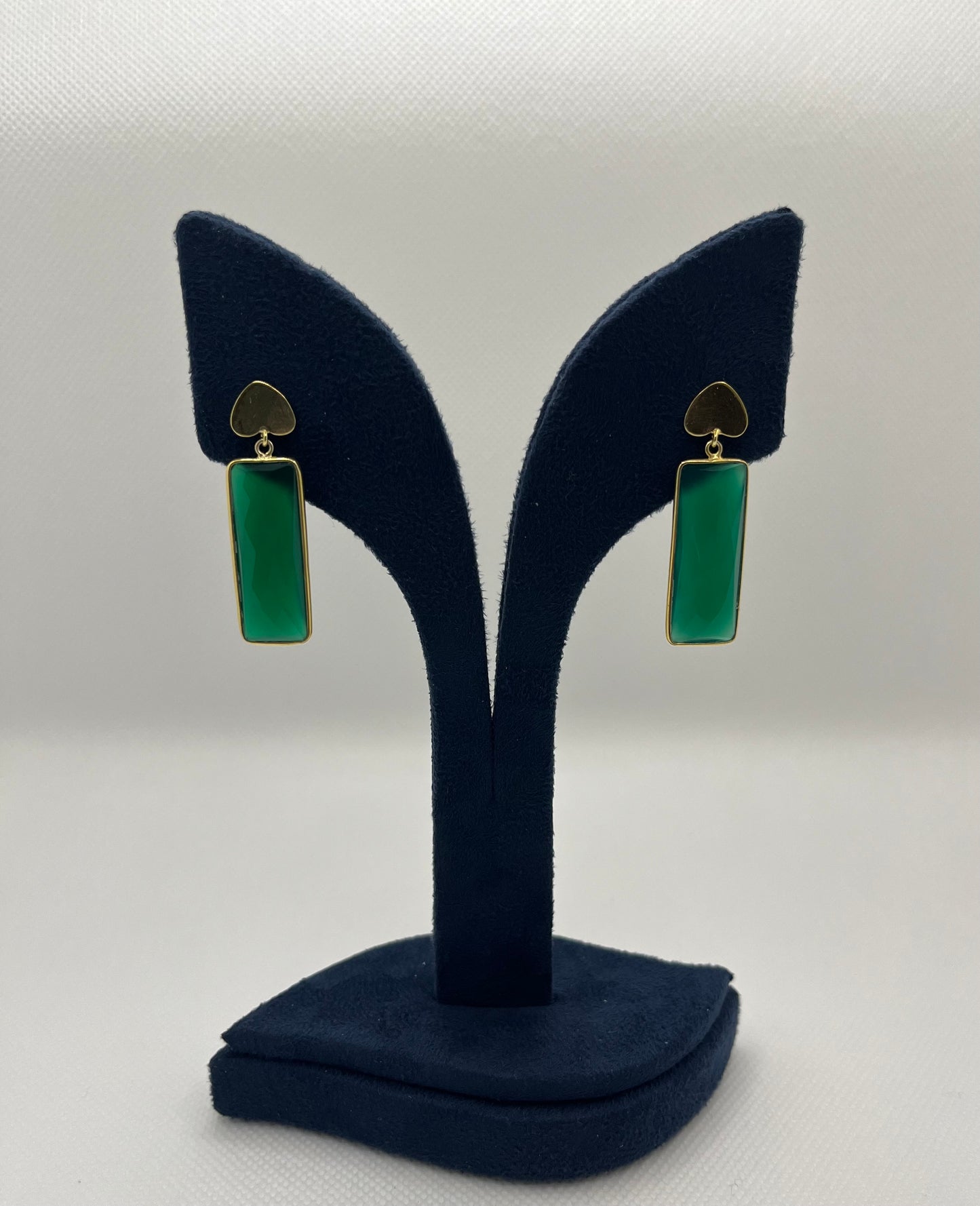 Green onyx silver earrings