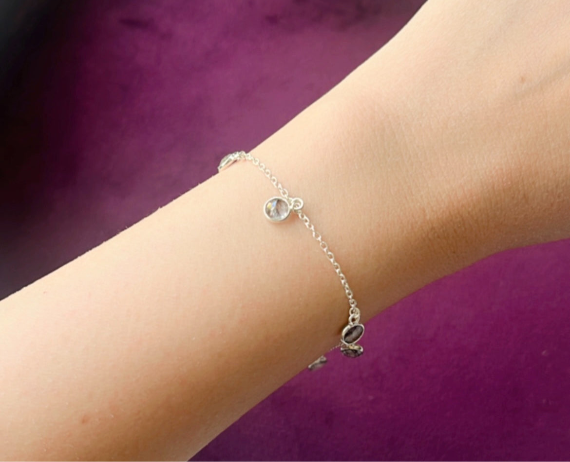 Round Stone bracelet in 925 silver