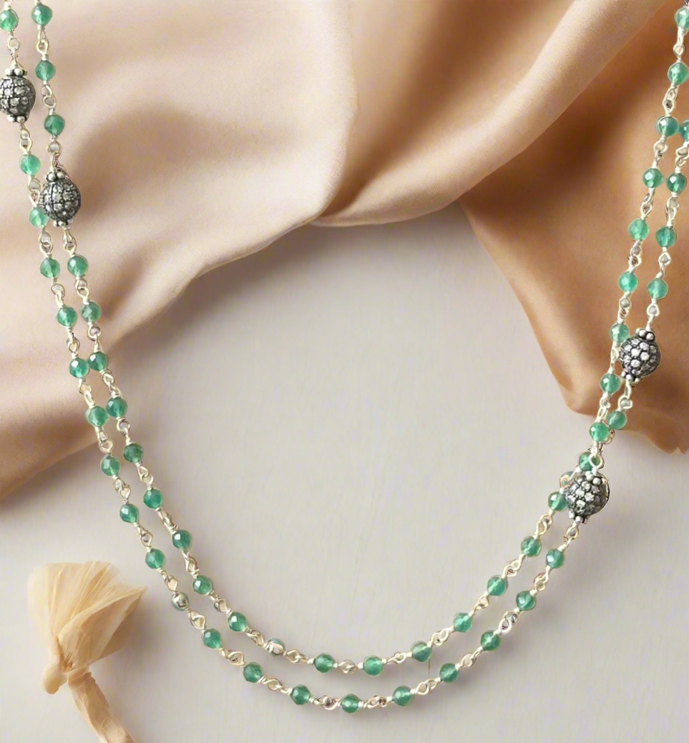 Green beads necklace in 925 silver