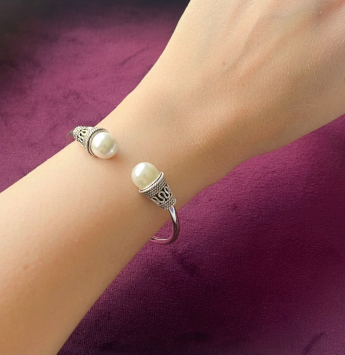 Antique 925 silver pearl bracelet